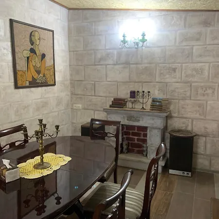 Guests House Qotukner Guest House Karbi Exterior photo